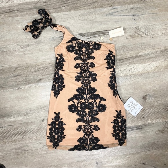 NWT For Love and Lemons | Temecula Dress - Picture 5 of 9